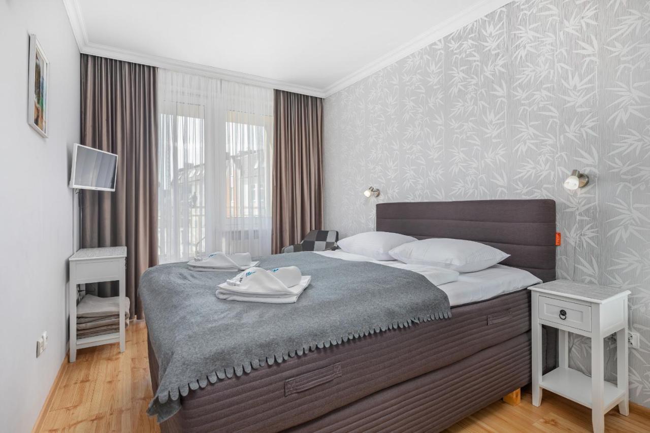 Modern Apartment With Balcony In Swinoujscie Center By Noclegi Renters Kültér fotó